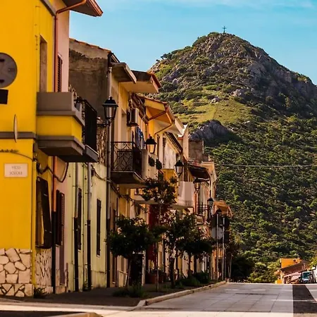 Casa Lois * غونيسا