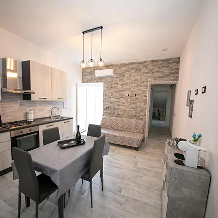 Casa Lois